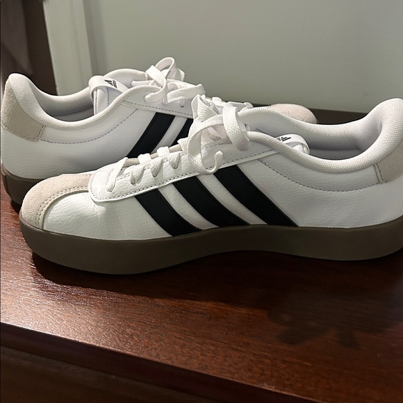 Adidas White Black Sneakers with Brown Gum Sole - Picture 9 of 10